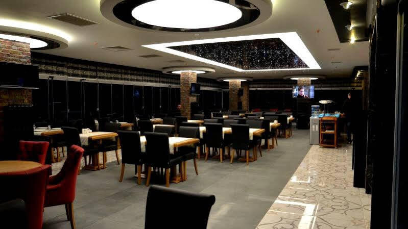 Grand Hotel Van Luaran gambar